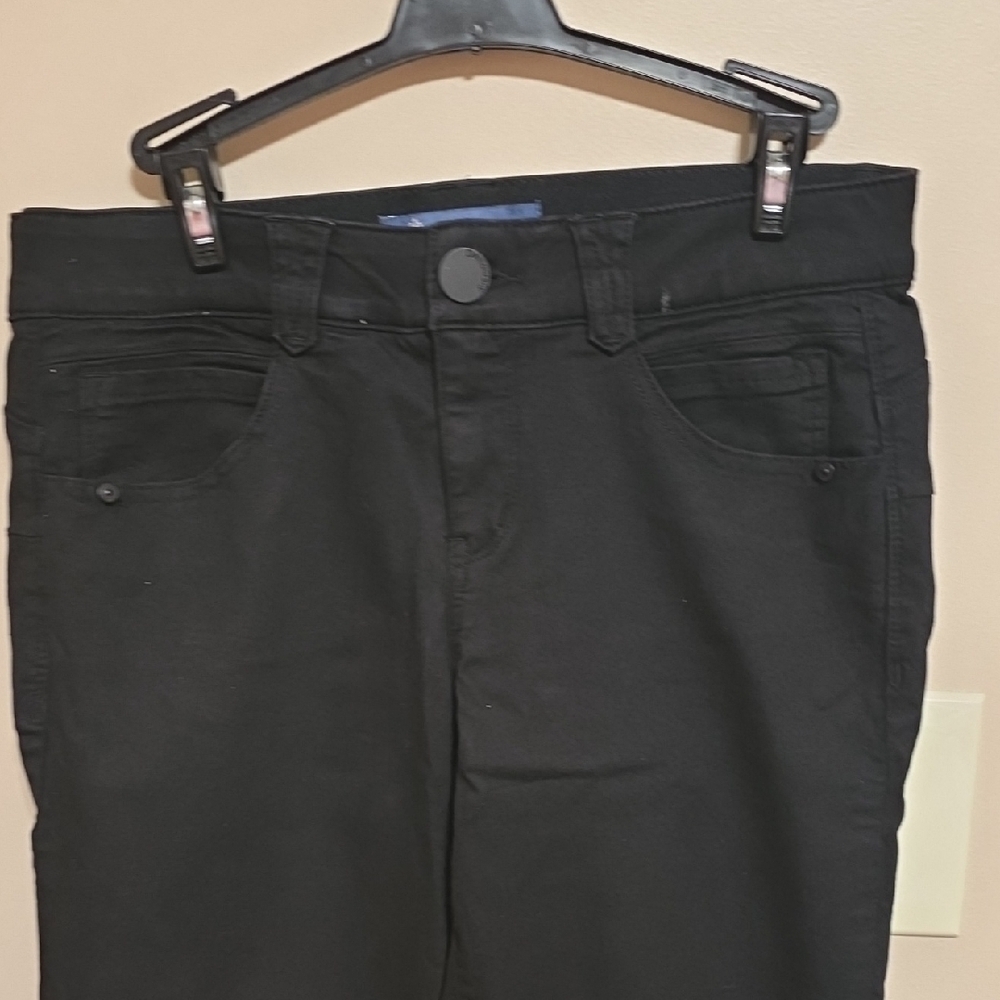 Democracy Black Women's Jeans - Picture 2 of 7